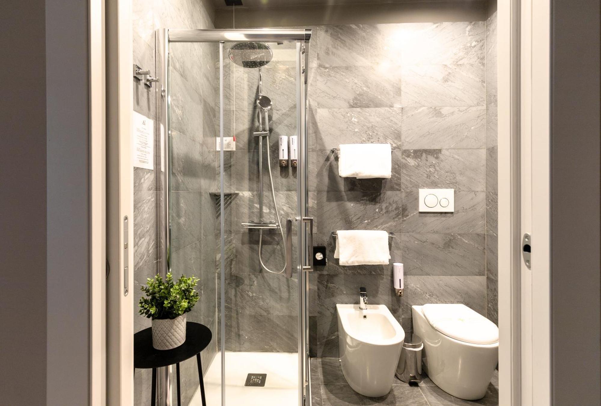 Aiello Hotels - Duomo Mediolan Zewnętrze zdjęcie